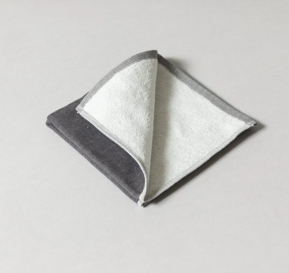 YOSHII · Two-Tone Chambray Washcloth, Black